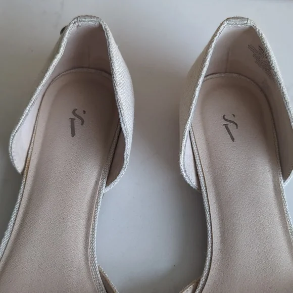 Simply Vera Svanita Natural pointed jeweled canvas flats - Picture 4 of 9